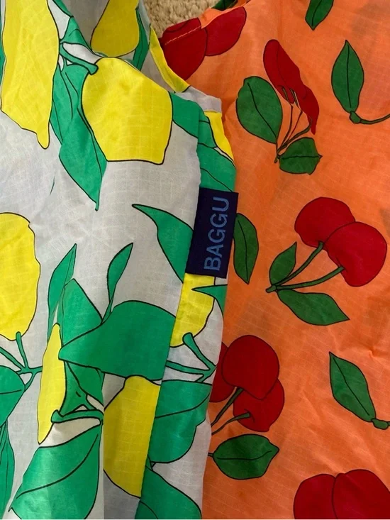Baggu Reusable Tote Set - Lemon & Cherry Prints - Picture 2 of 2